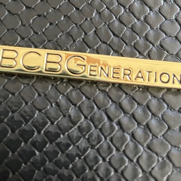 BCBG "Jessie" Crossbody Bag, Black NWT - Picture 6 of 9